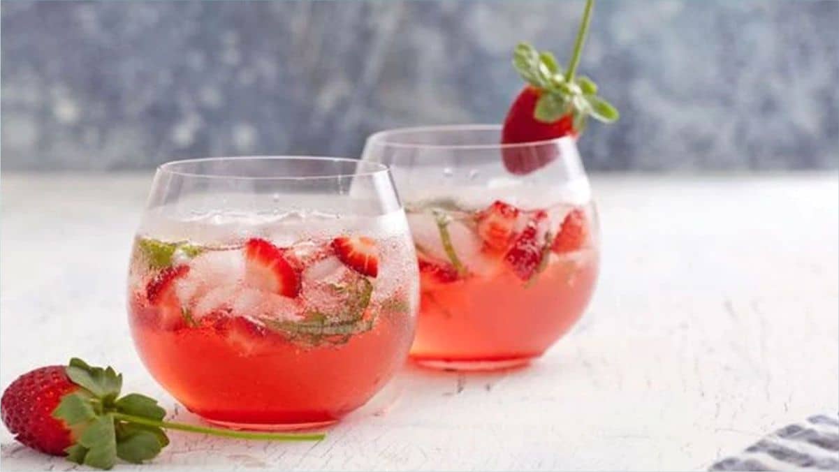 12 easy two-ingredient Cocktails!