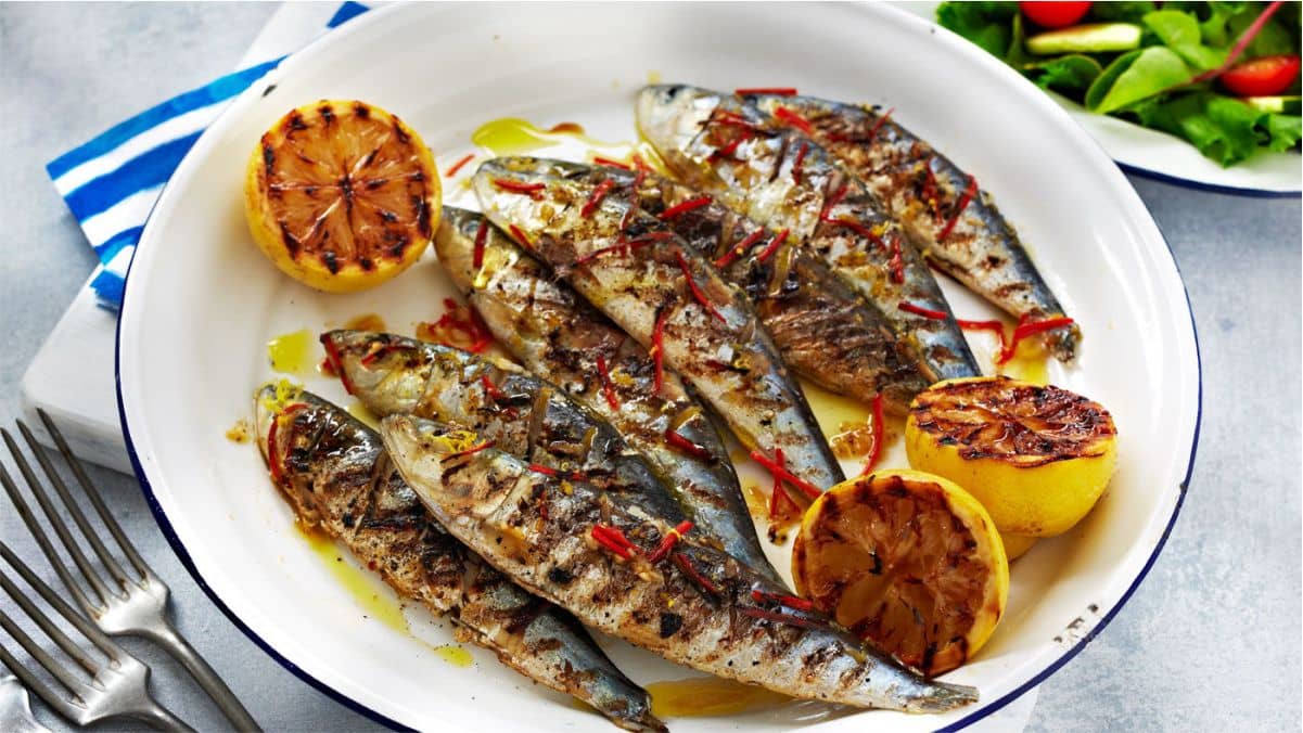 7 Surprising Benefits of Sardines