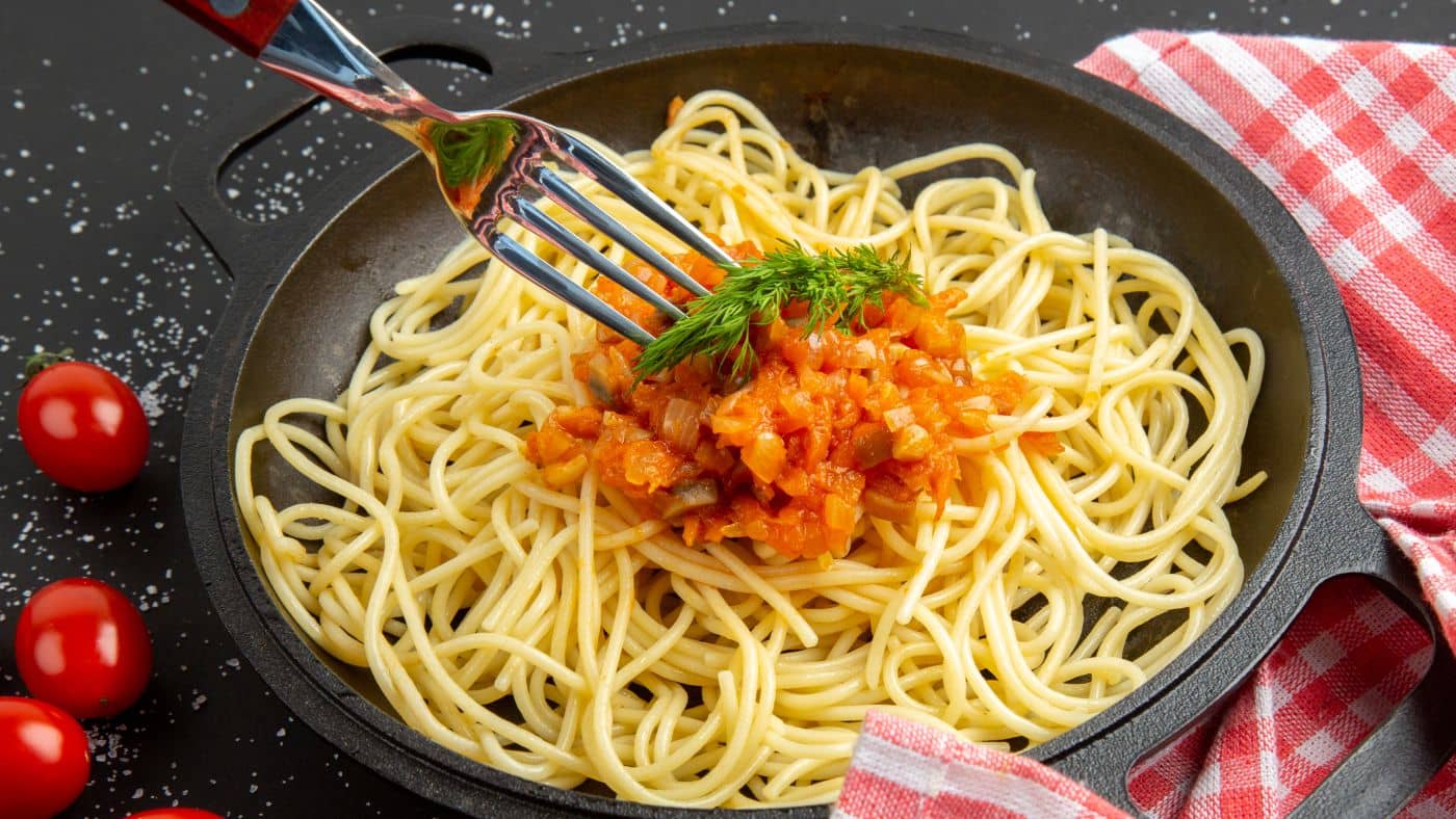 Difference between Spaghetti & Pasta